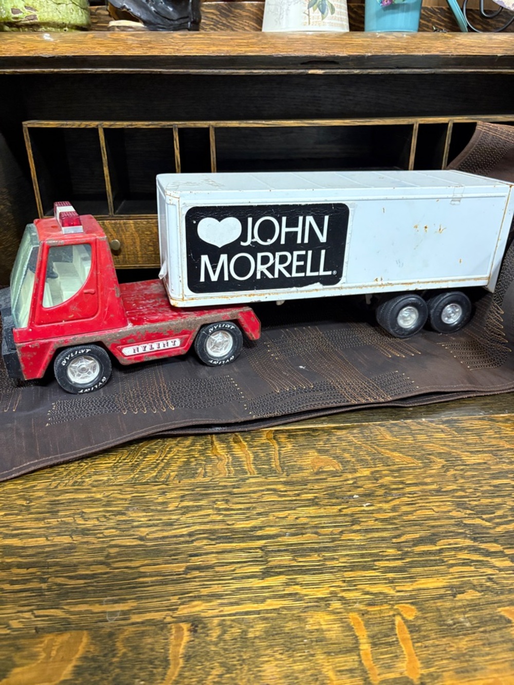 NYLINT TRACTOR AND JOHN MORREELL TRAILER  VINTAGE TOYS